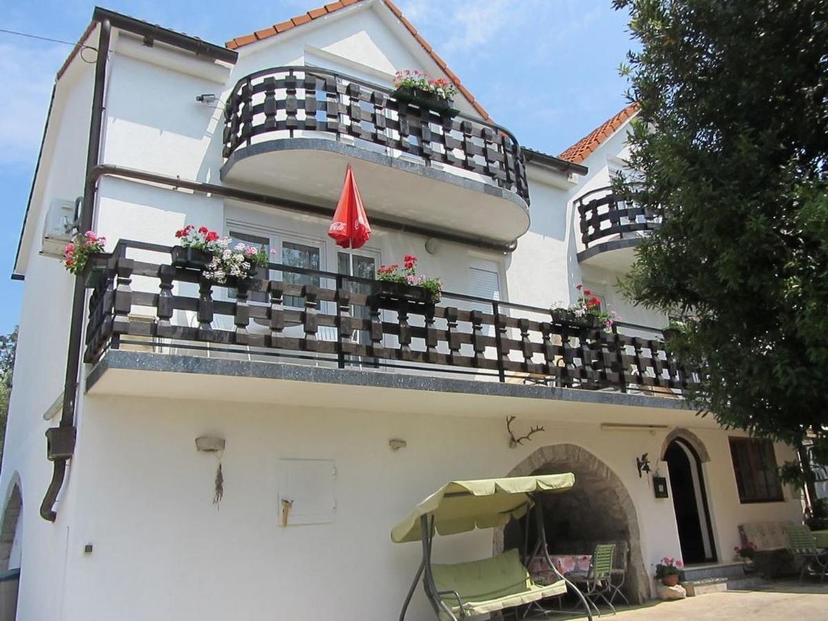 Apartments Marijana Srsici Экстерьер фото