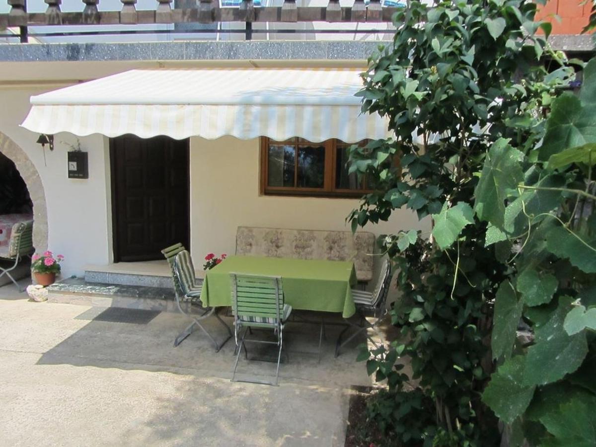Apartments Marijana Srsici Экстерьер фото